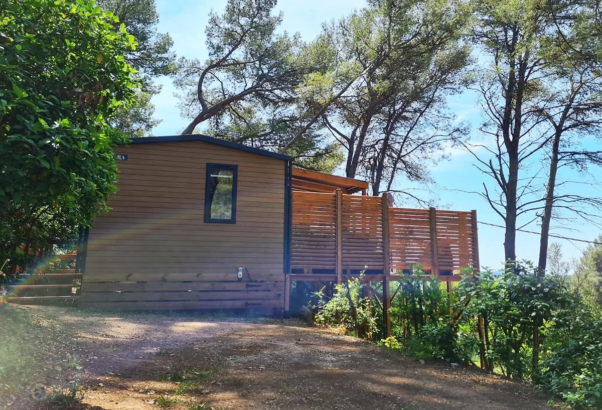 Campsite Le Beau Veze Hotel Carqueiranne